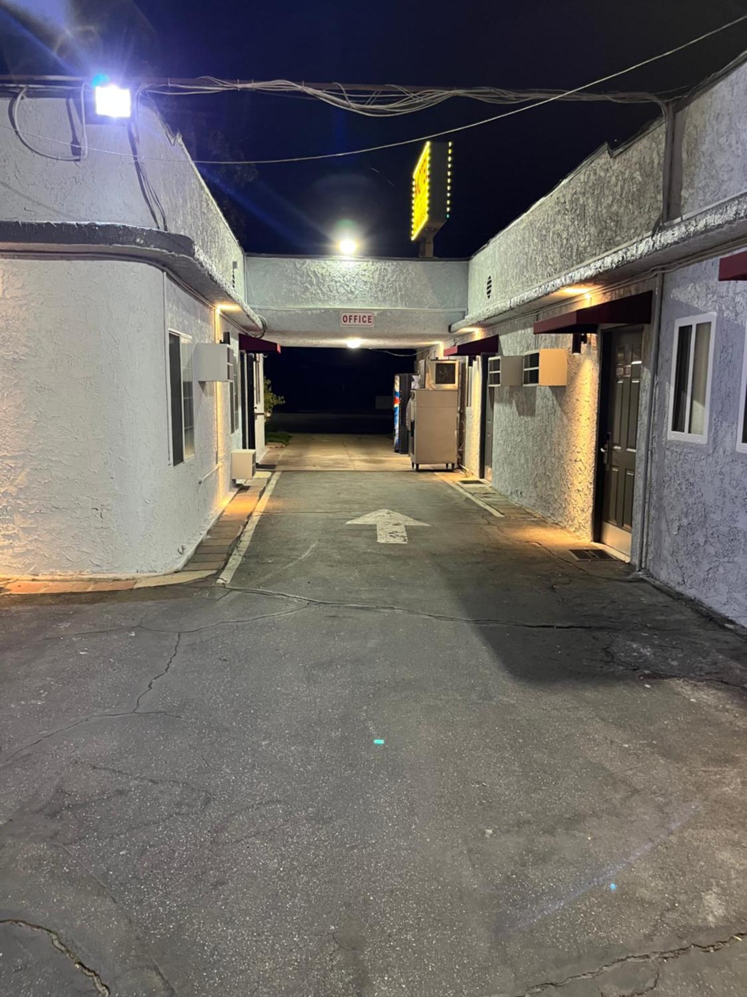 Griffith Park Motel, In Los Angeles Hollywood Area Glendale Extérieur photo
